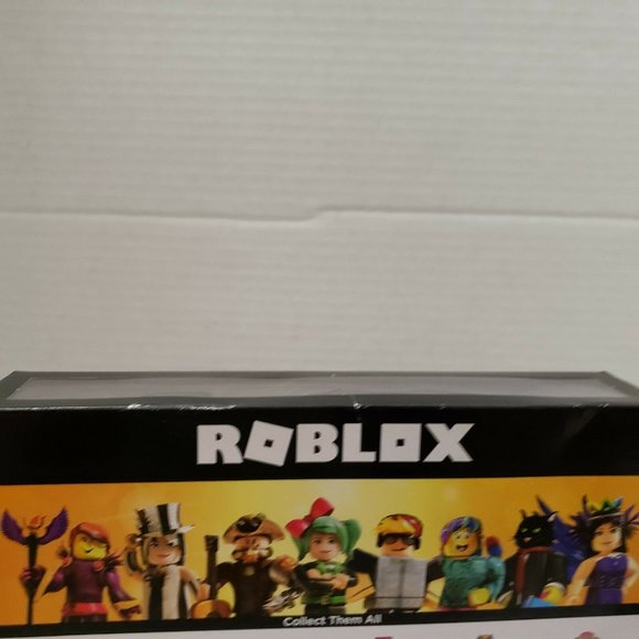New ROBLOX Celebrity Collection Series 1 Exclusive 12 Figures 18 pc Shopgirl Cat - Picture 10 of 12